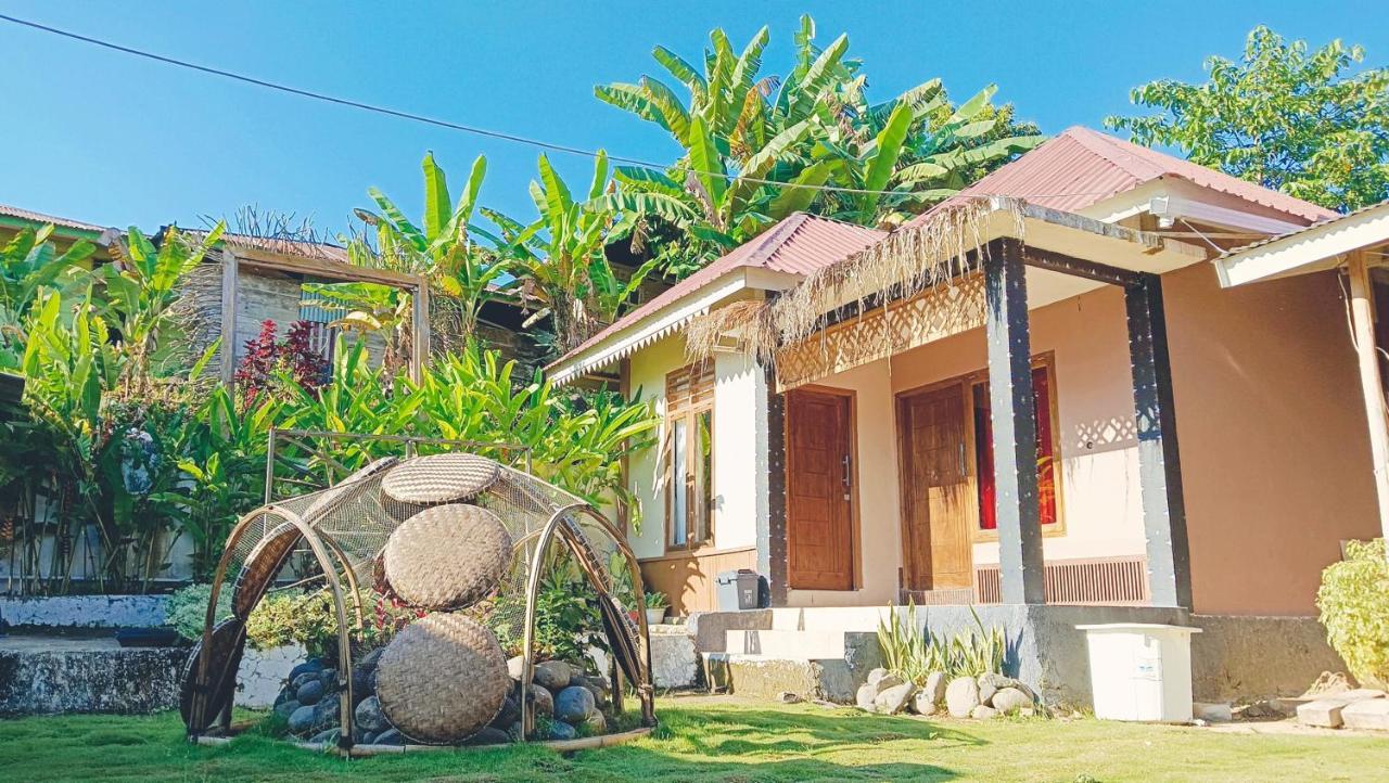 Lontart Guesthouse Nggorang Esterno foto