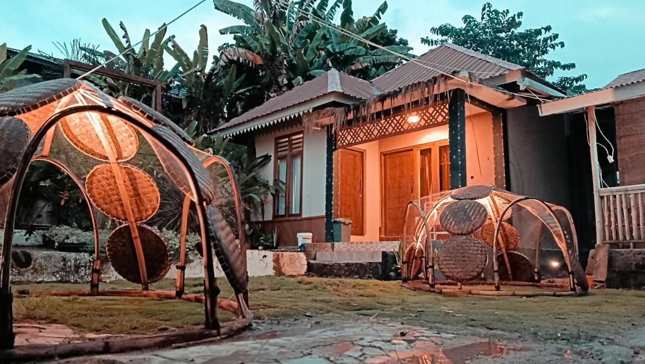 Lontart Guesthouse Nggorang Esterno foto